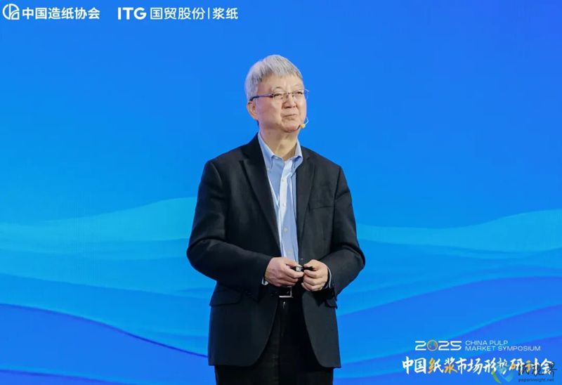 朱民800.jpg 朱民800.jpg