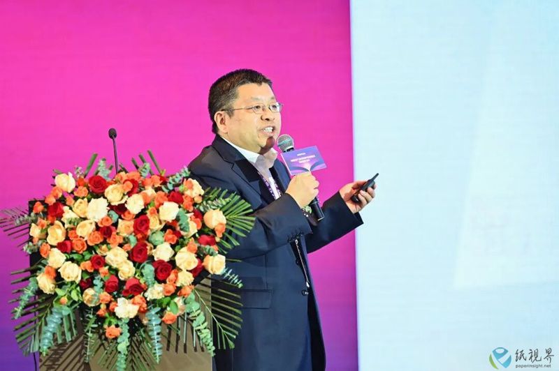 刘积英-8.jpg 刘积英-8.jpg