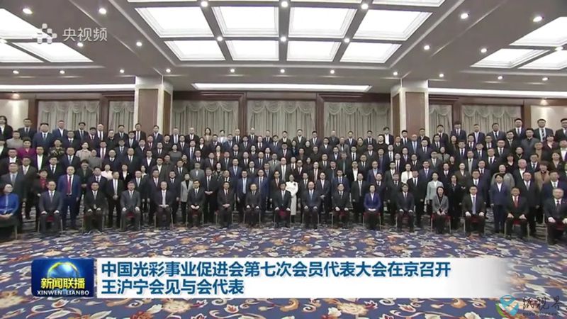 太阳1-800.jpg 太阳1-800.jpg